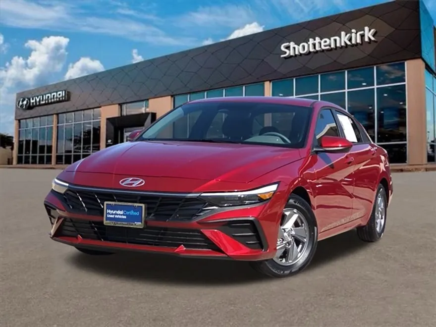 2025 Hyundai Elantra SE photo 1