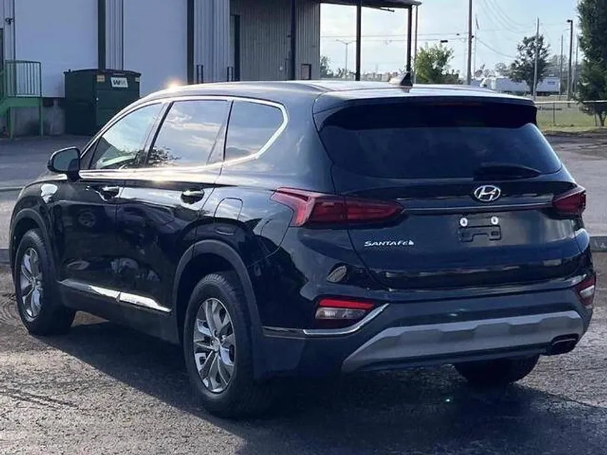 2019 Hyundai Santa Fe SEL photo 1