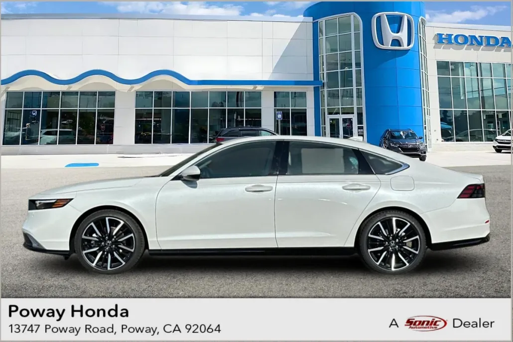 2025 Honda Accord Hybrid Touring photo 1