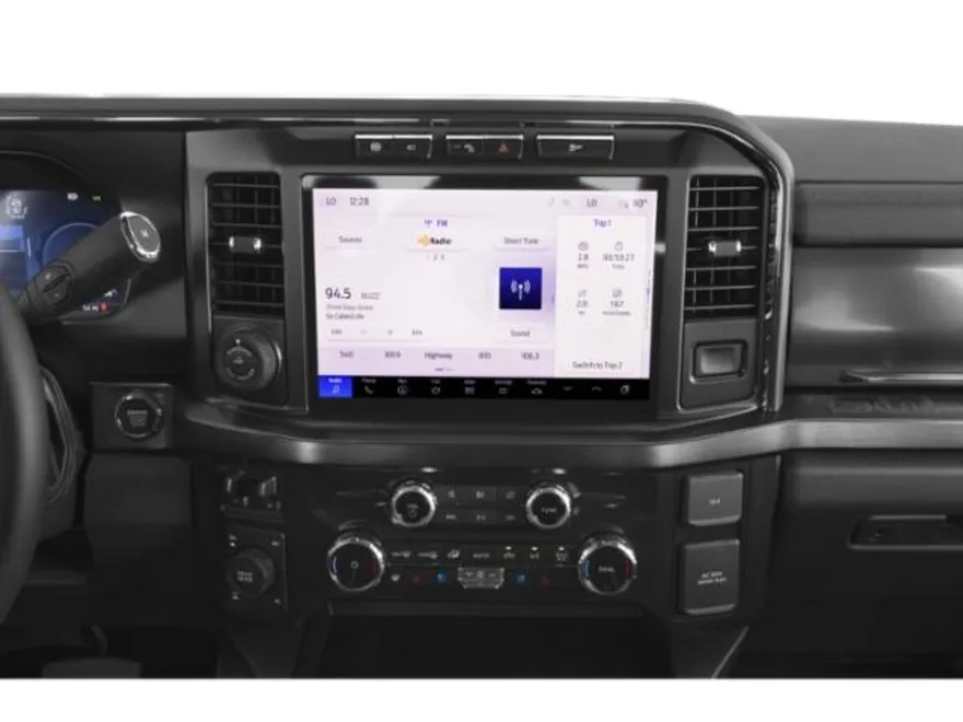 2025 Ford F-250 Lariat photo 9