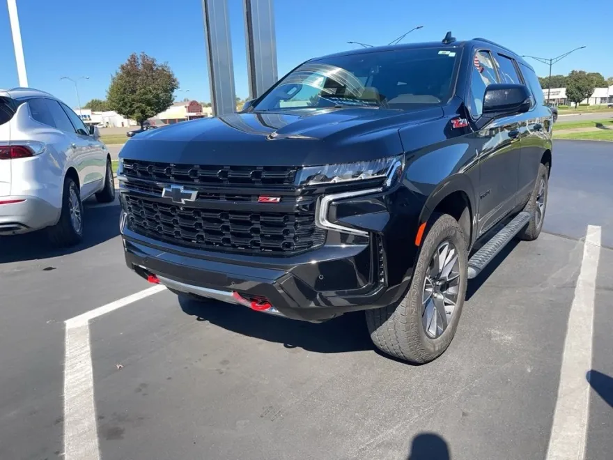 2023 Chevrolet Tahoe Z71 photo 1