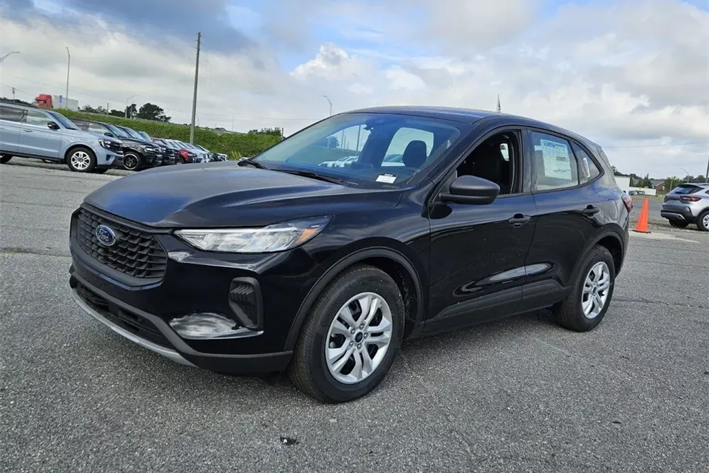 2024 Ford Escape Base photo 1