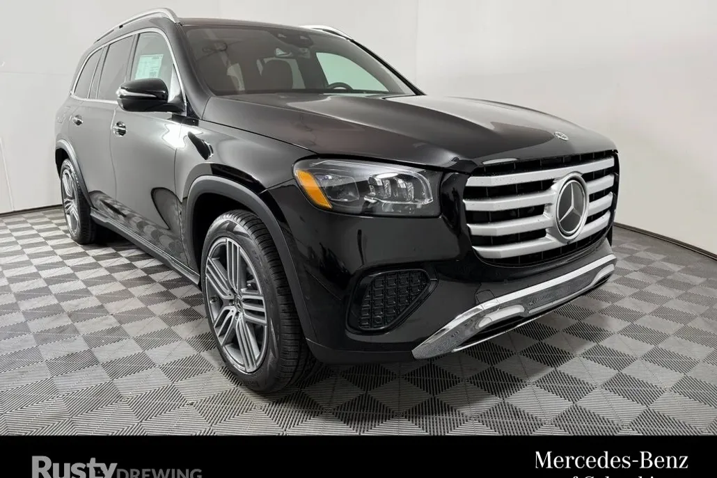 2025 Mercedes Benz GLS 450 4MATIC photo 1