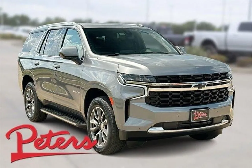 2022 Chevrolet Tahoe LS photo 1