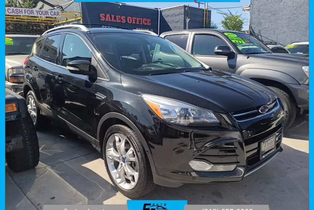 2013 Ford Escape Titanium Sport photo 1