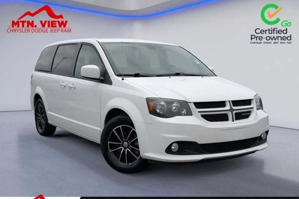 2019 Dodge Grand Caravan GT photo 1