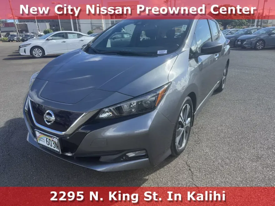 2020 Nissan Leaf SV photo 1