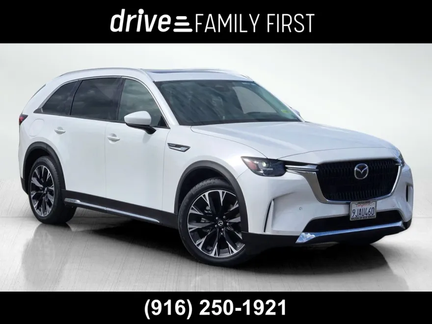 2024 Mazda CX-90 Premium photo 1