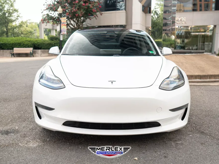 2018 Tesla Model 3 Long Range photo 1