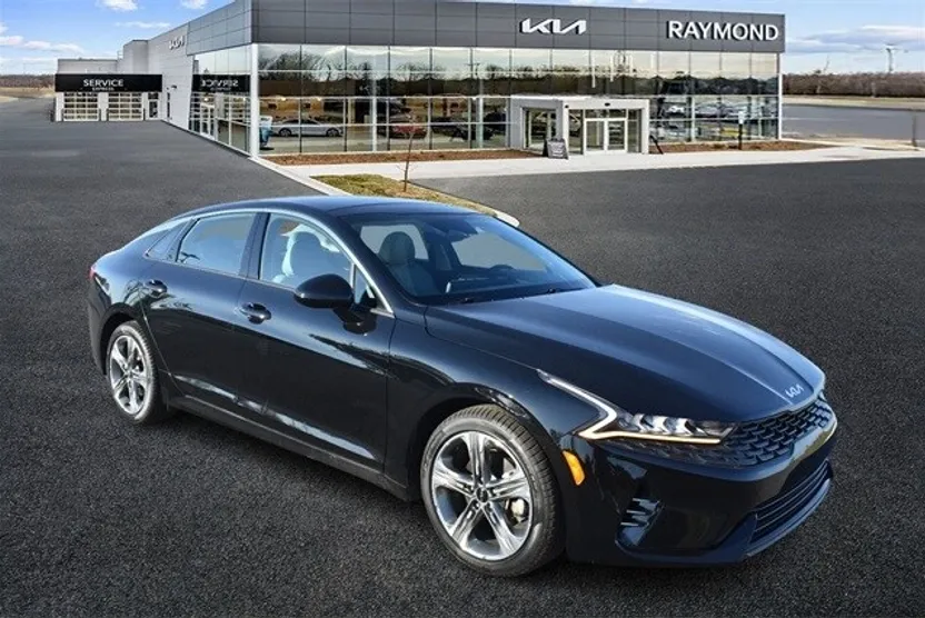 2023 Kia K5 EX photo 1