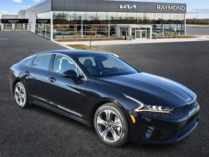 2023 Kia K5 EX photo 1