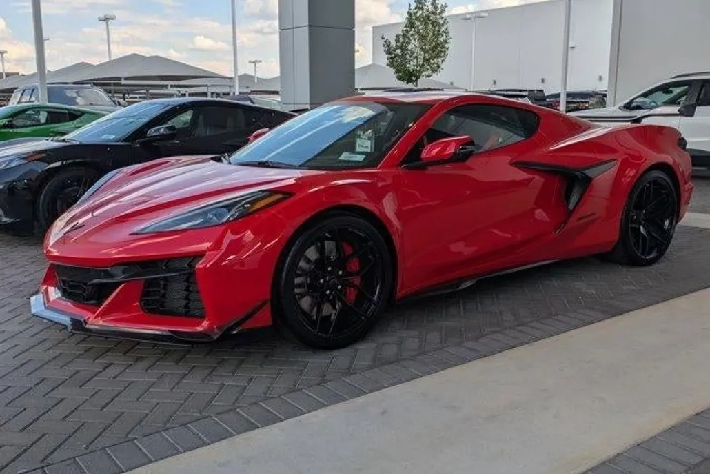 2026 Chevrolet Corvette Z06 Coupe 2LZ photo 1