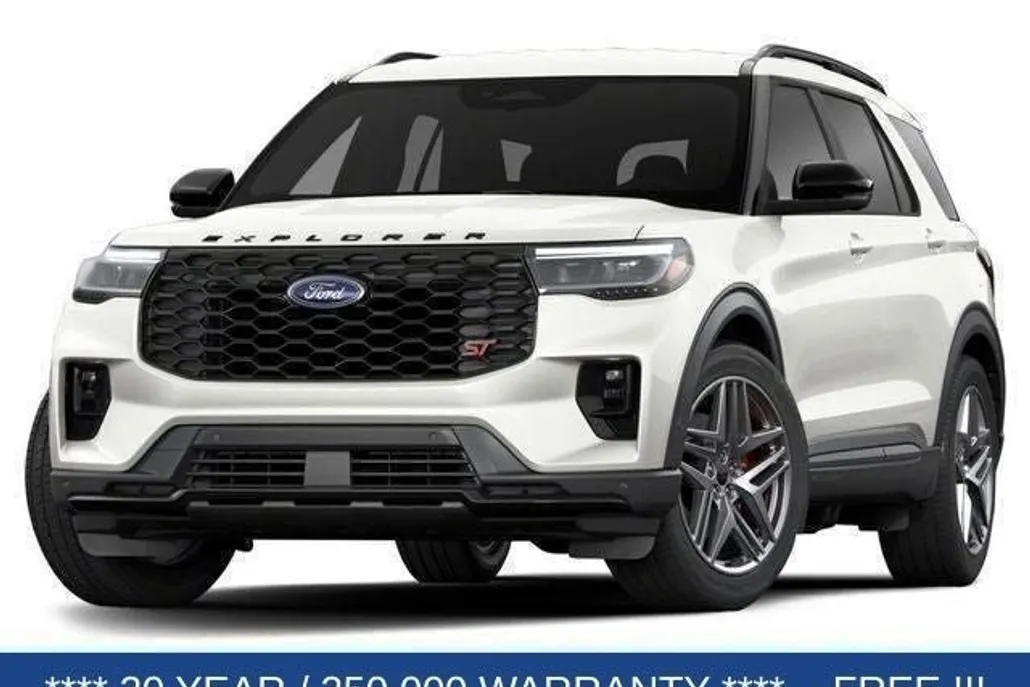 2025 Ford Explorer ST photo 1
