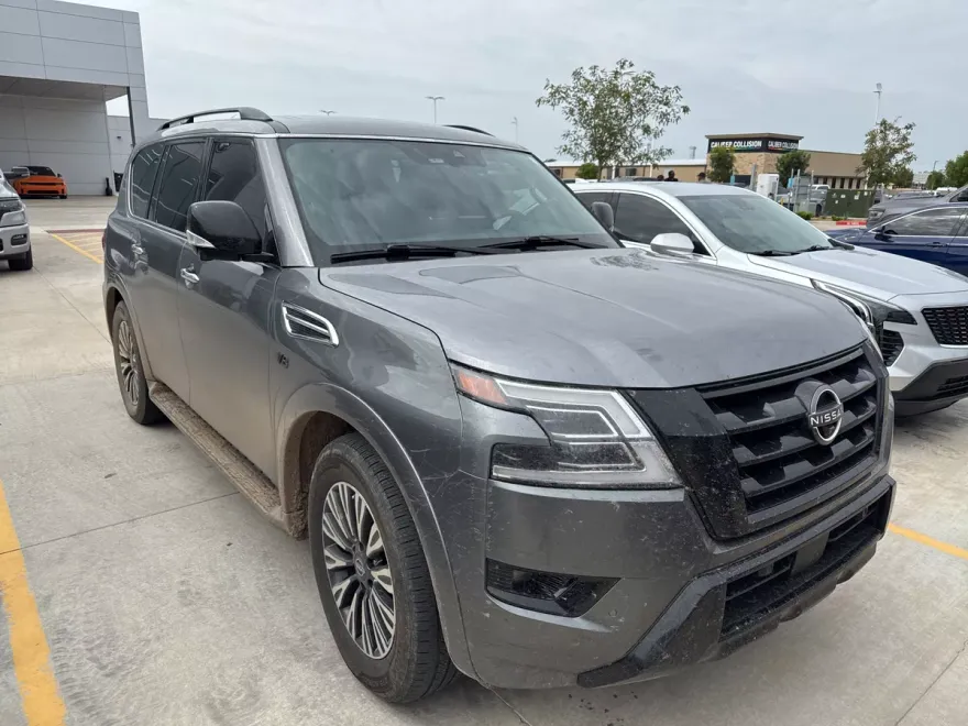 2021 Nissan Armada SL photo 1