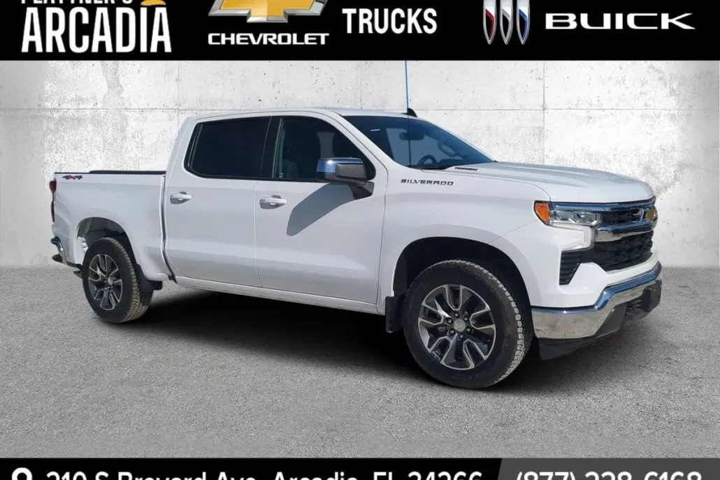 2025 Chevrolet Silverado 1500 LT photo 1