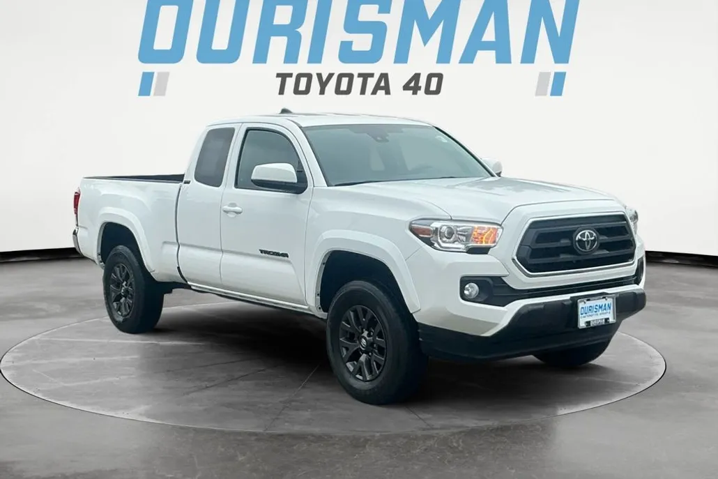 2022 Toyota Tacoma SR photo 1