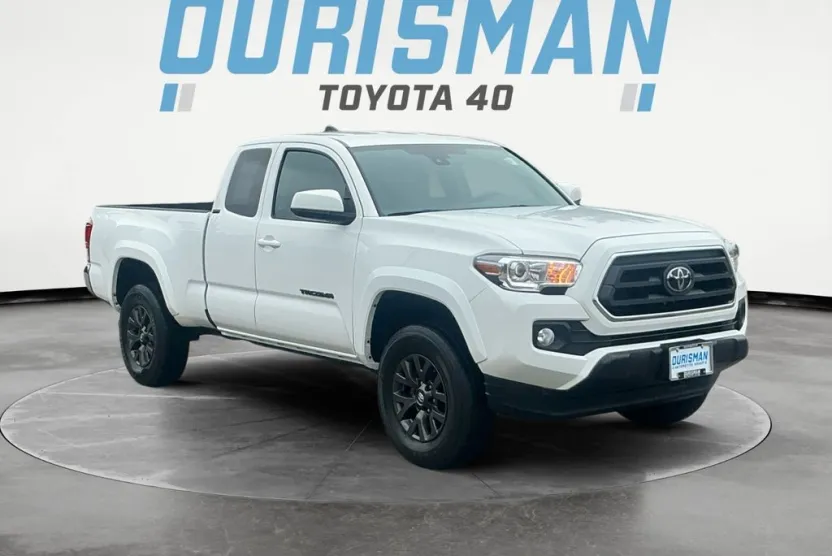 2022 Toyota Tacoma SR photo 1