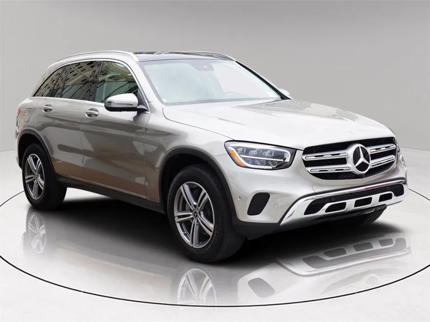 2022 Mercedes Benz GLC 300 photo 1