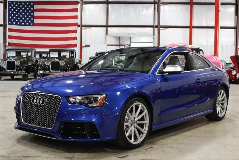 2013 Audi RS 5 photo 1