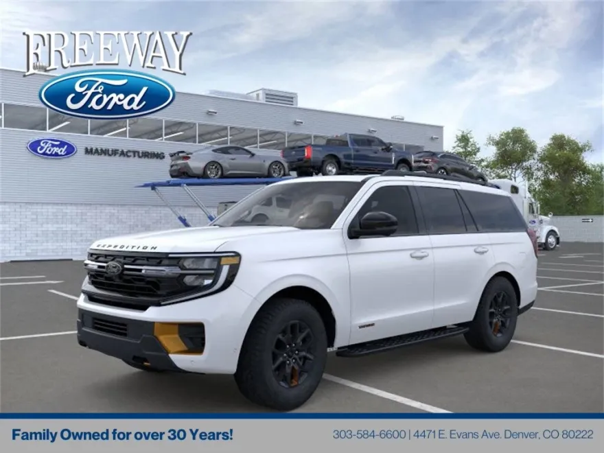 2025 Ford Expedition photo 1