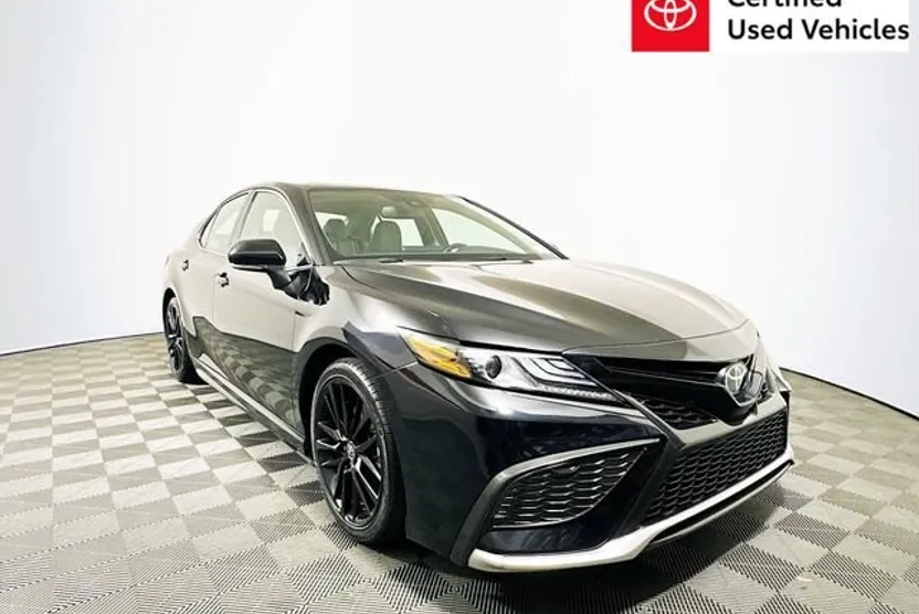 2023 Toyota Camry XSE photo 1
