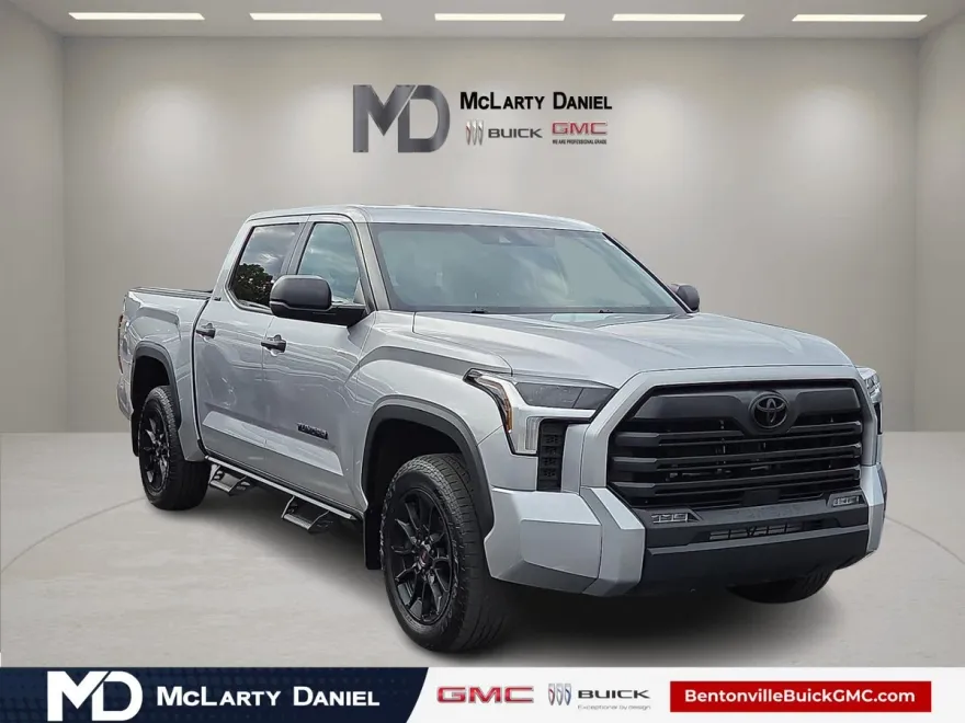 2025 Toyota Tundra SR photo 1