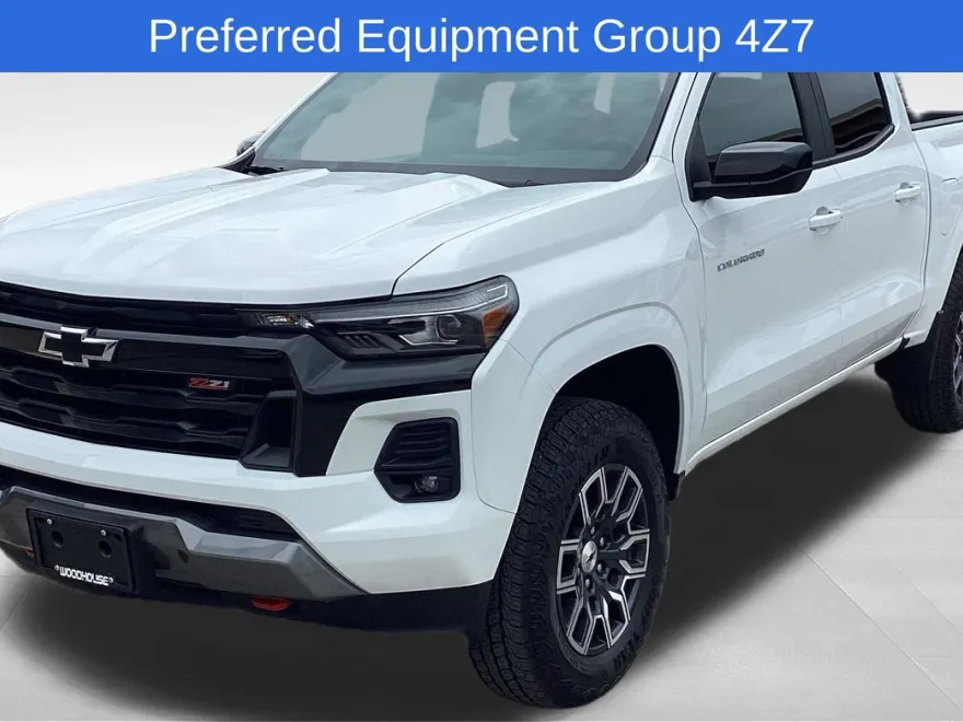 2024 Chevrolet Colorado Z71 photo 1