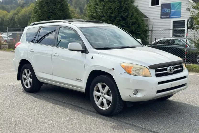 2007 Toyota RAV4 Limited Sport photo 1