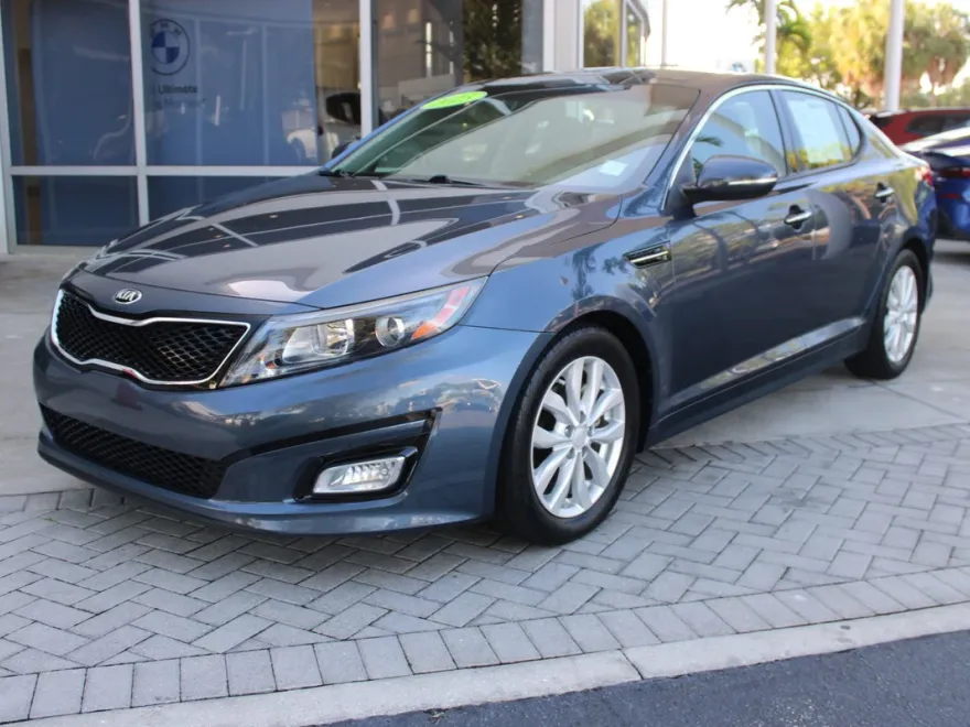 2015 Kia Optima EX photo 1