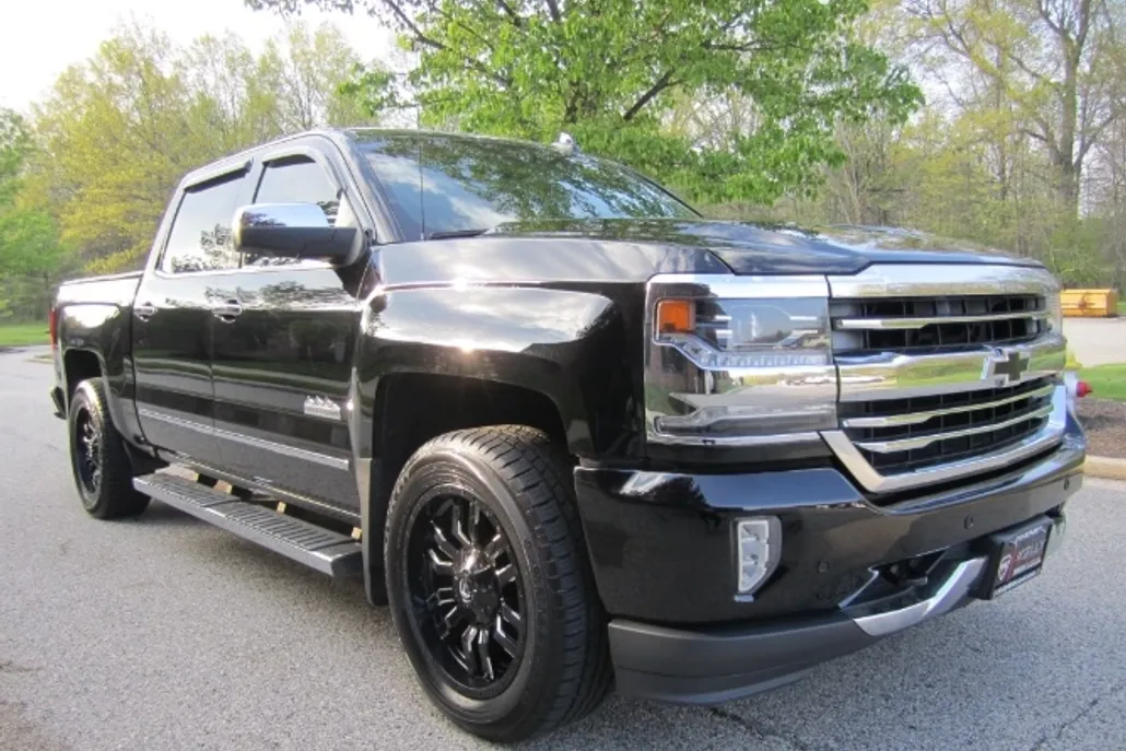 2016 Chevrolet Silverado 1500 High Country photo 1