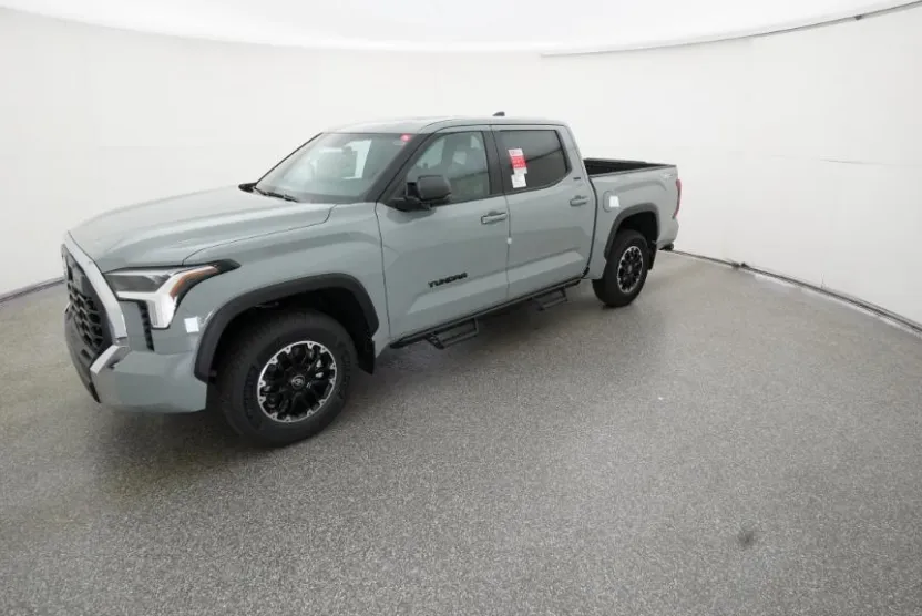 2026 Toyota Tundra SR5 CrewMax photo 1