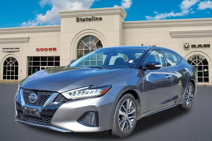 2020 Nissan Maxima SV photo 1