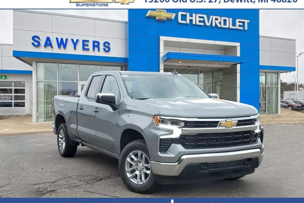 2025 Chevrolet Silverado 1500 LT photo 1