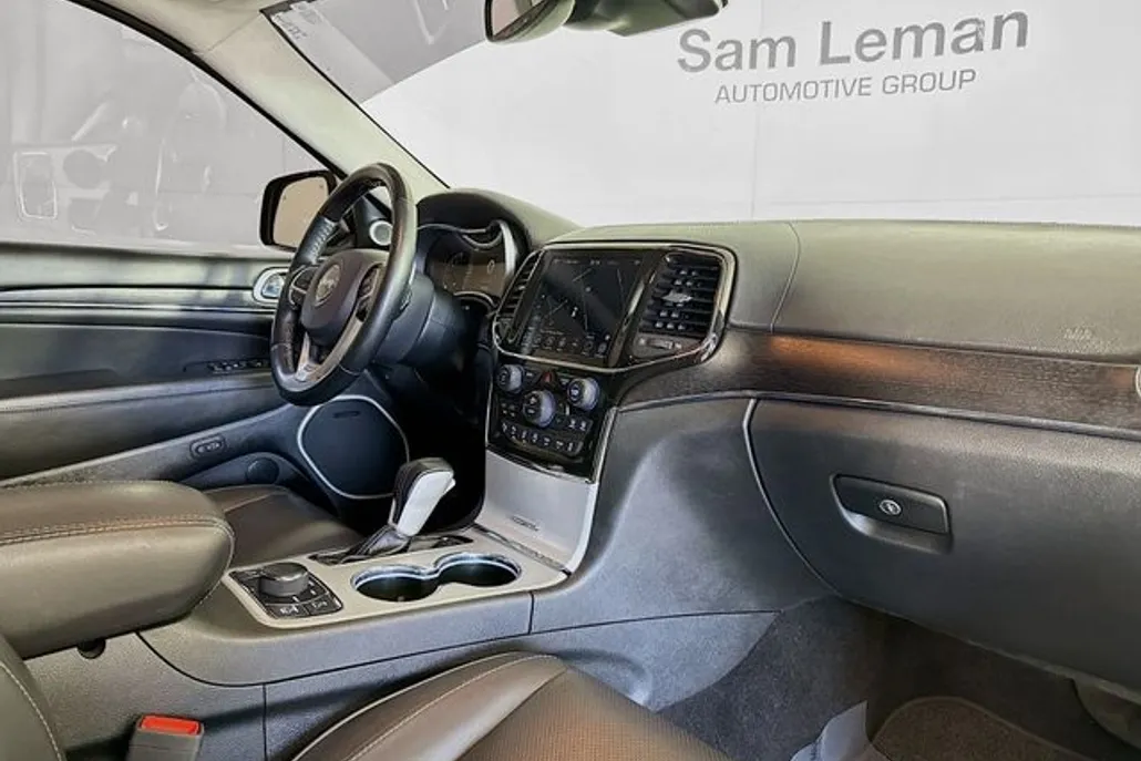 2021 Jeep Grand Cherokee Summit photo 1