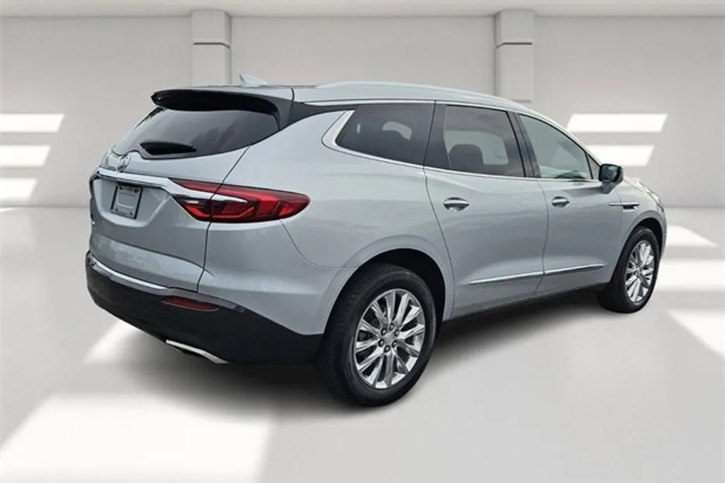 2021 Buick Enclave Premium photo 1