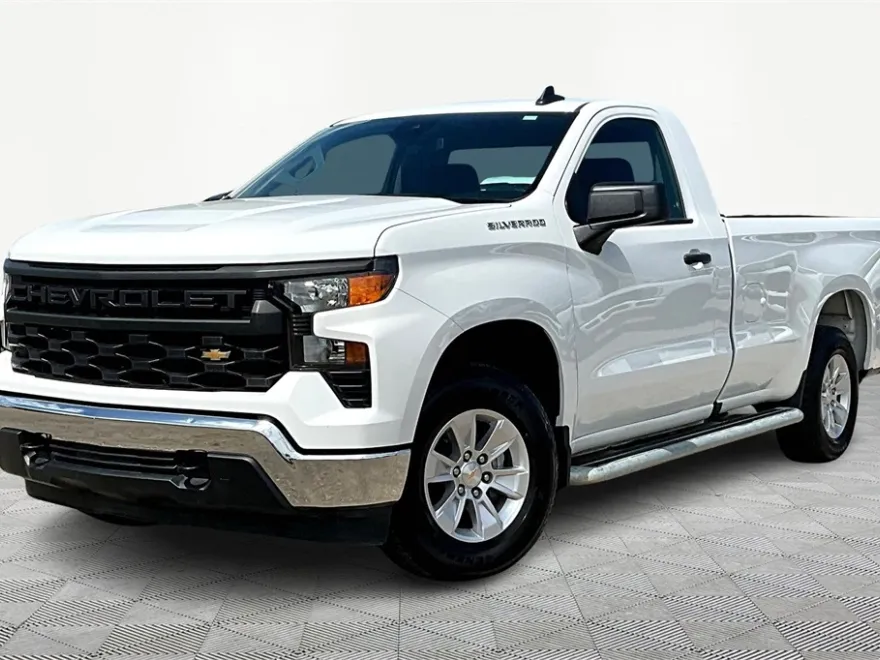 2024 Chevrolet Silverado 1500 photo 1