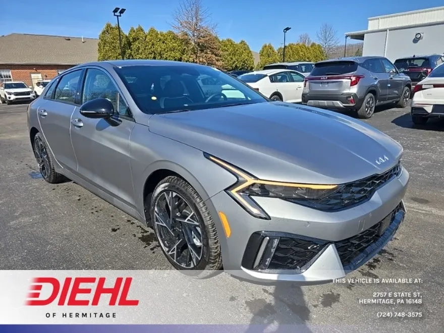 2025 Kia K5 GT-Line photo 1