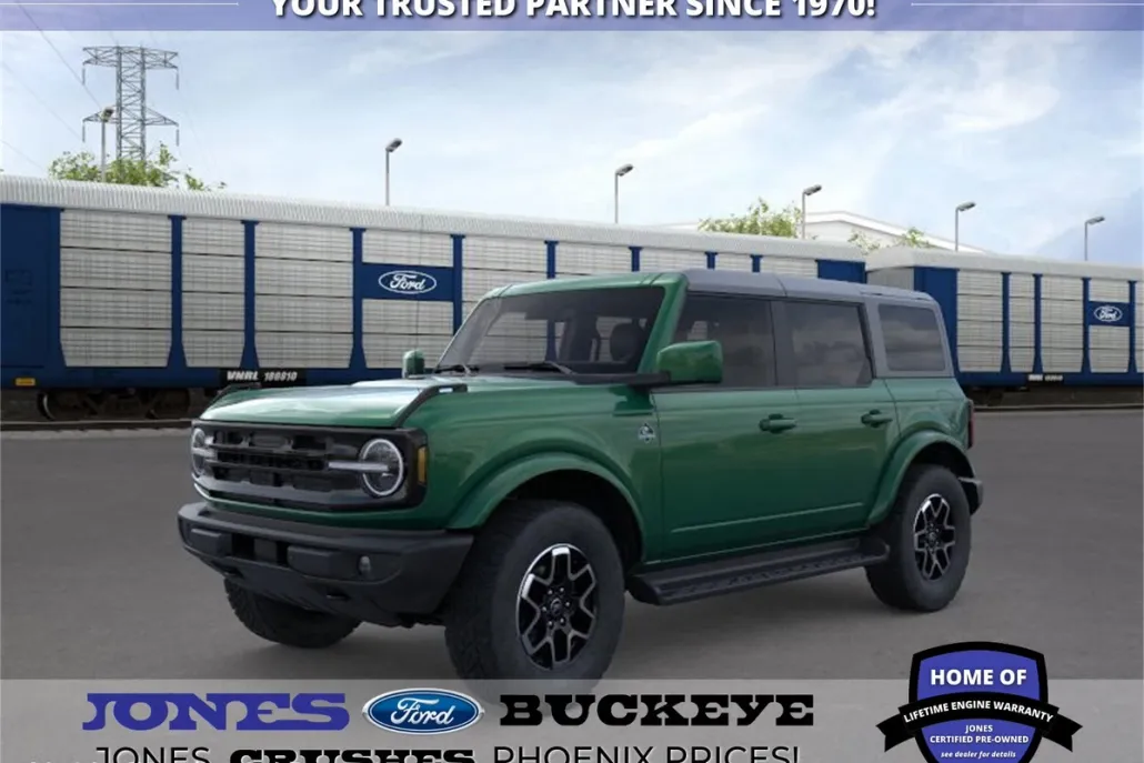 2025 Ford Bronco Outer Banks photo 1
