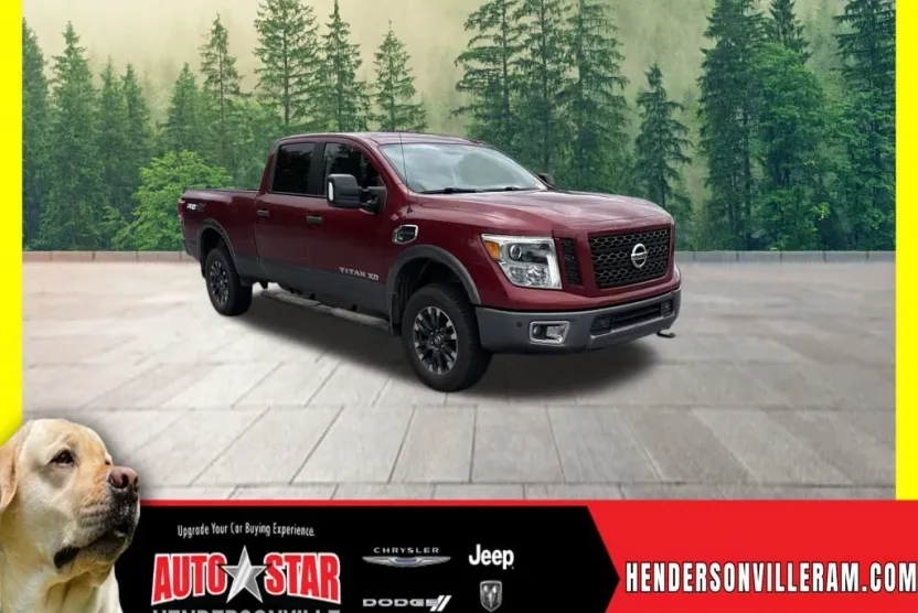 2017 Nissan Titan PRO-4X photo 1