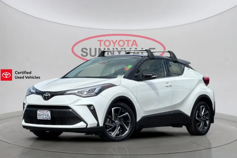 2021 Toyota C-HR Limited photo 1