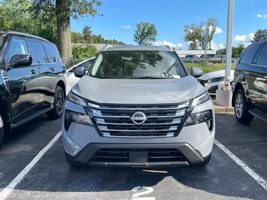 2026 Nissan Rogue SV photo 1