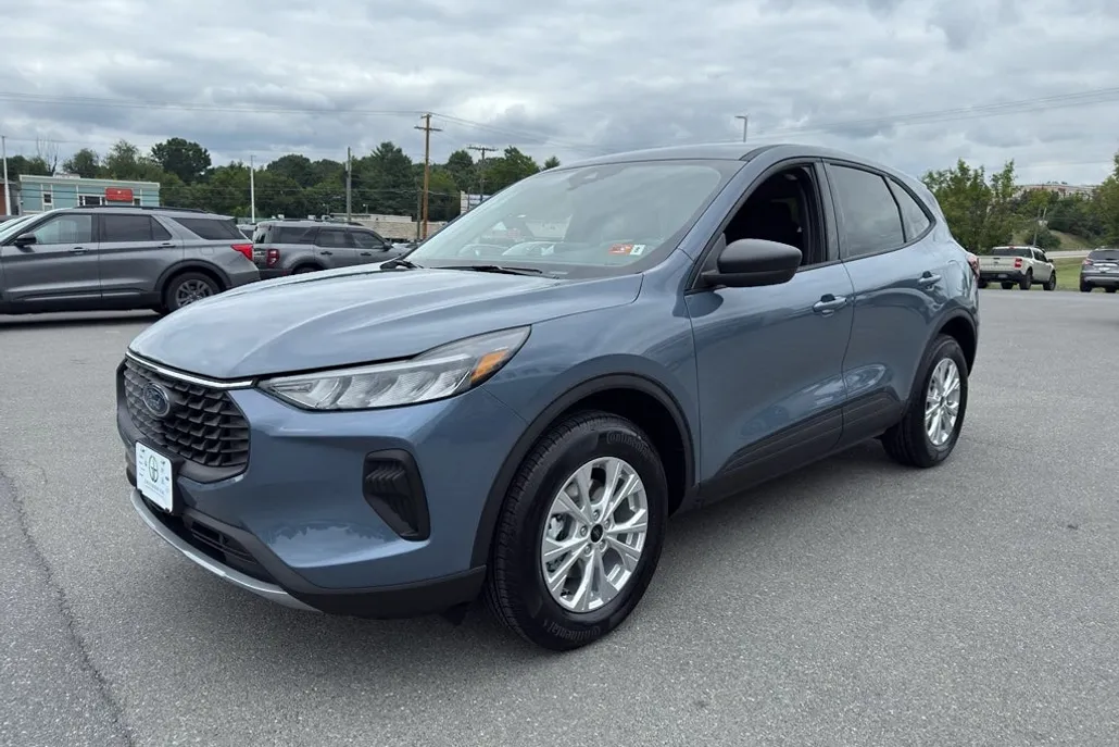 2025 Ford Escape Active photo 1