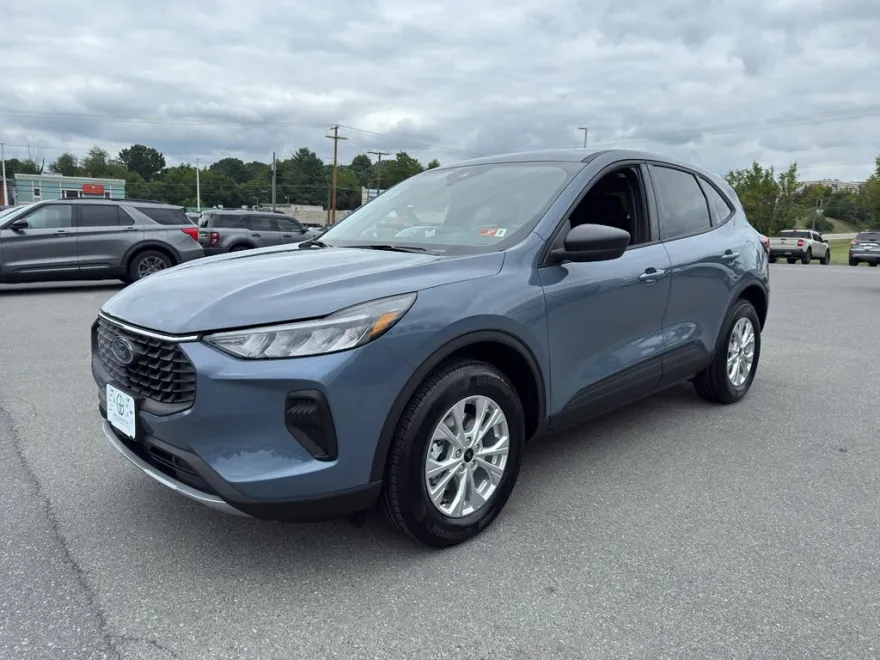2025 Ford Escape Active photo 1