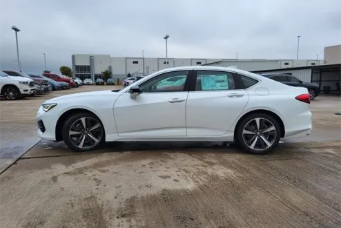 2025 Acura TLX Technology photo 3