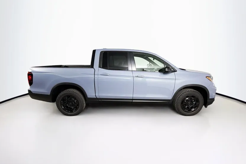 2026 Honda Ridgeline TrailSport photo 1
