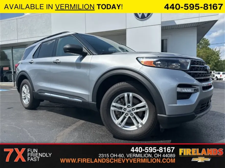 2021 Ford Explorer XLT photo 1