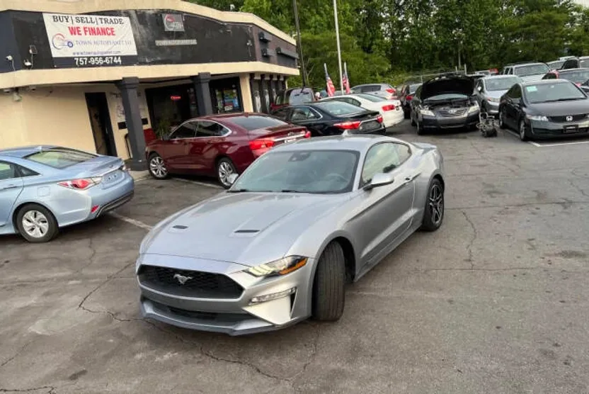 2021 Ford Mustang EcoBoost Premium photo 1
