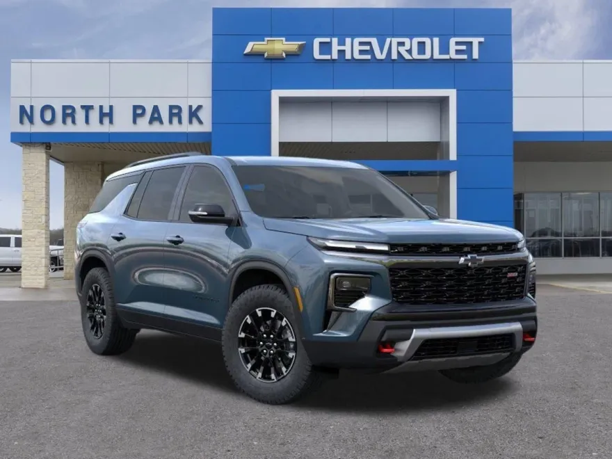 2026 Chevrolet Traverse Z71 photo 1