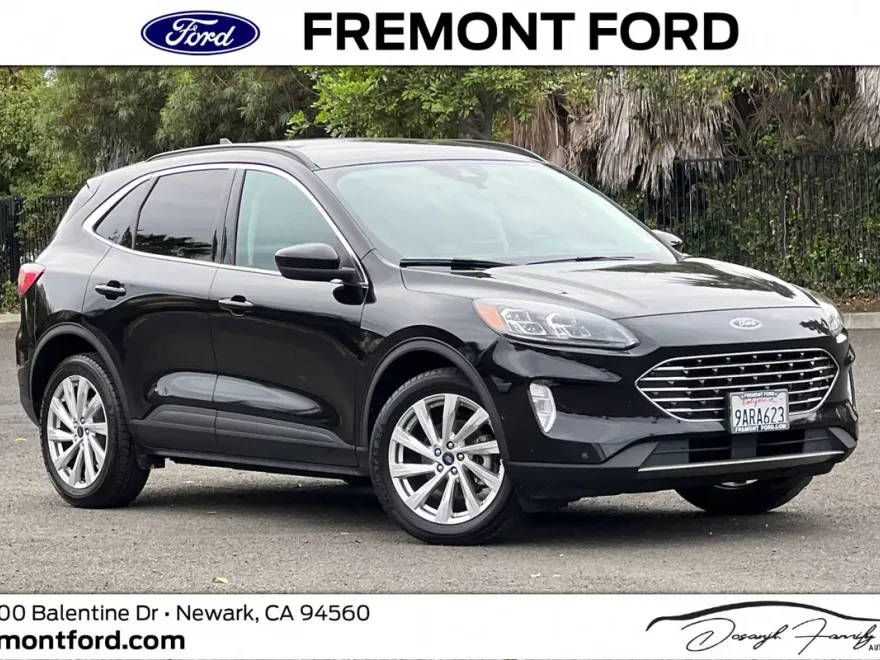 2022 Ford Escape Titanium Hybrid photo 1