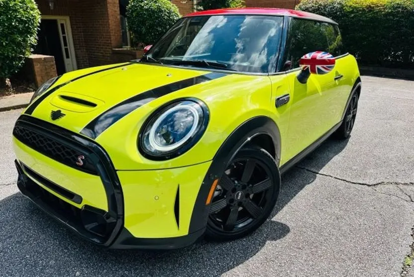 2023 Mini Cooper 2 Door Hardtop S photo 1